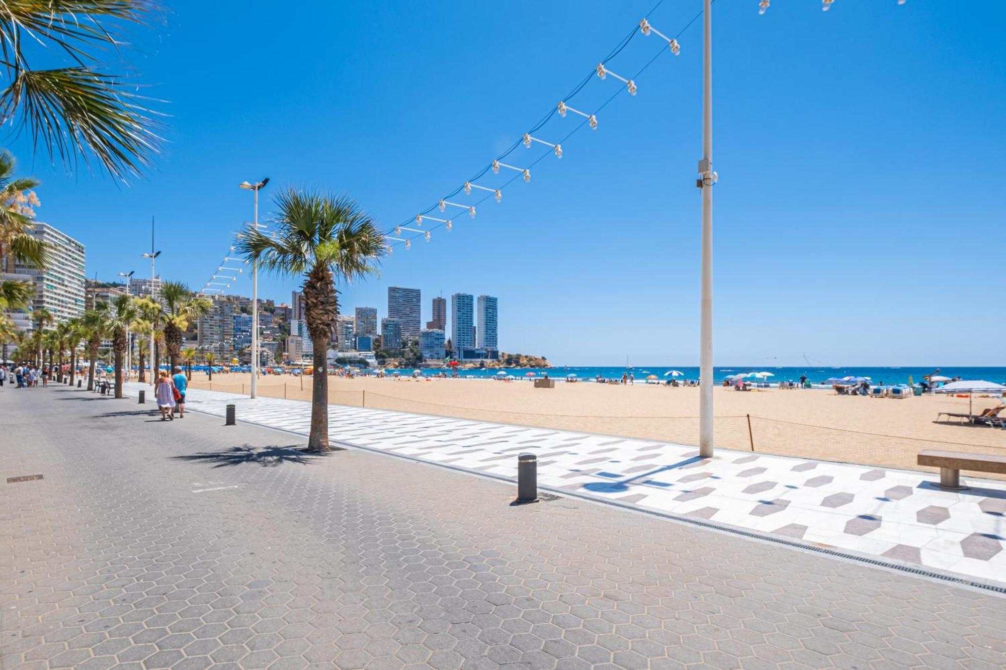 Ducado 10-J Apartment Levante Beach Бенидорм Экстерьер фото